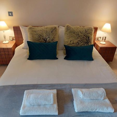 Quartermile Luxury Landing Apartment Edinburgh Bagian luar foto