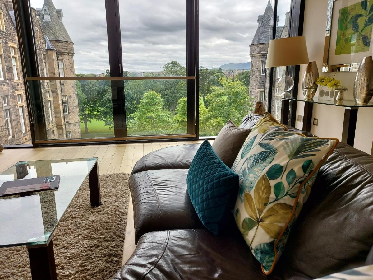Quartermile Luxury Landing Apartment Edinburgh Bagian luar foto