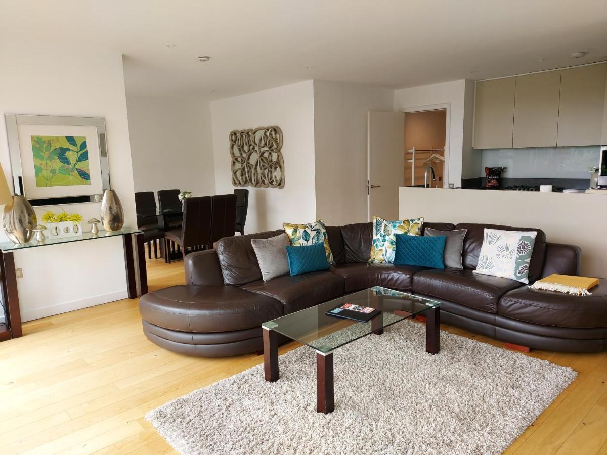 Quartermile Luxury Landing Apartment Edinburgh Bagian luar foto
