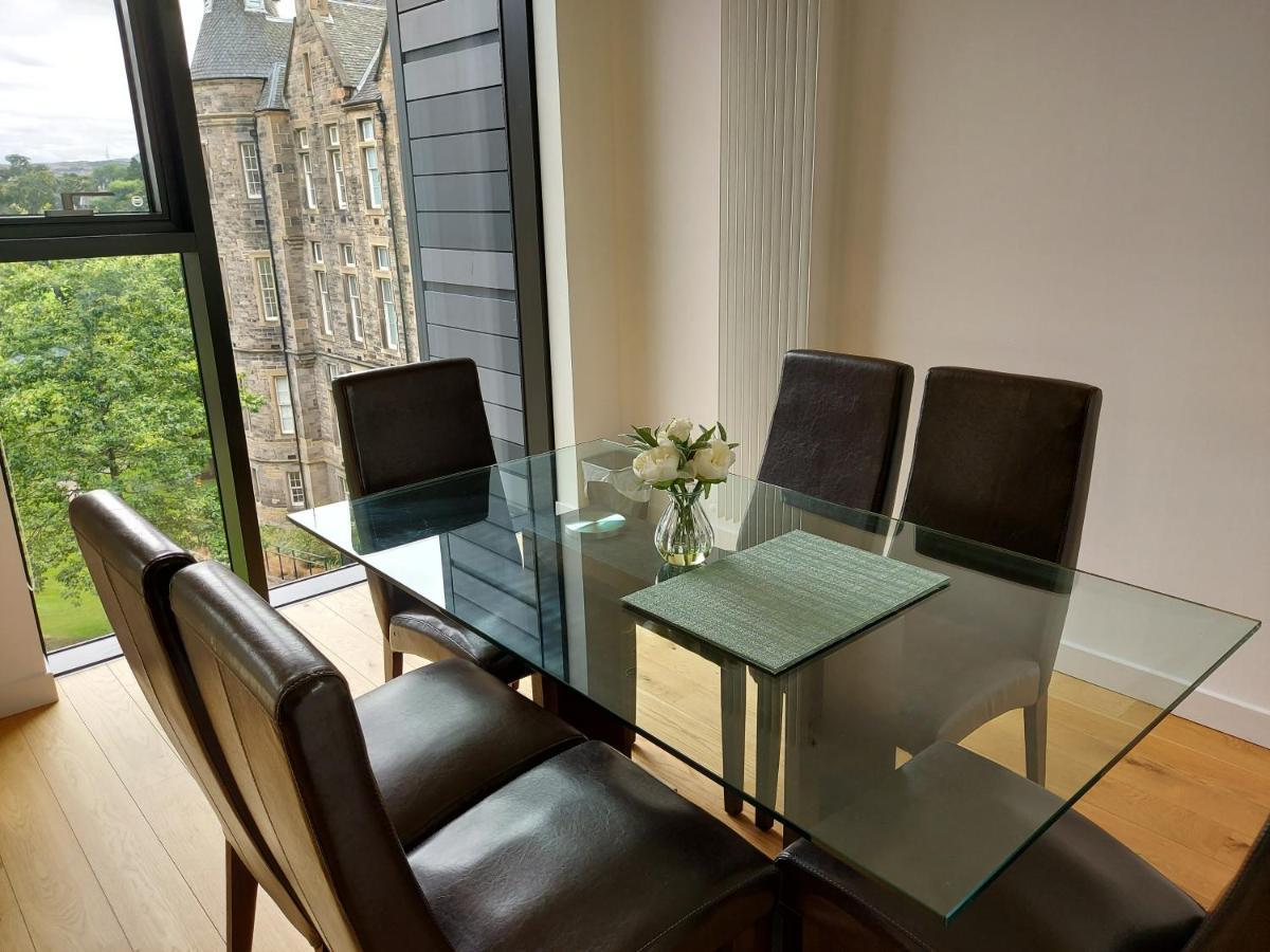 Quartermile Luxury Landing Apartment Edinburgh Bagian luar foto