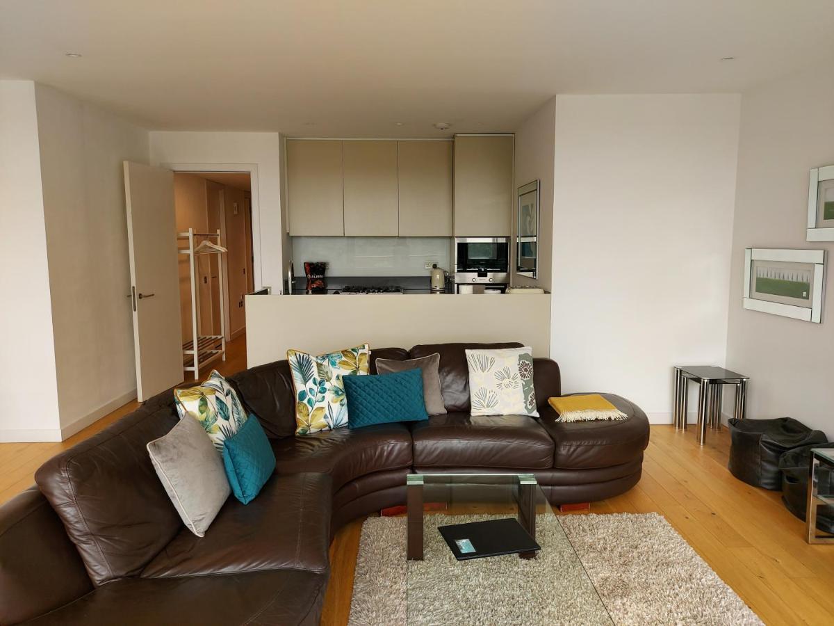Quartermile Luxury Landing Apartment Edinburgh Bagian luar foto