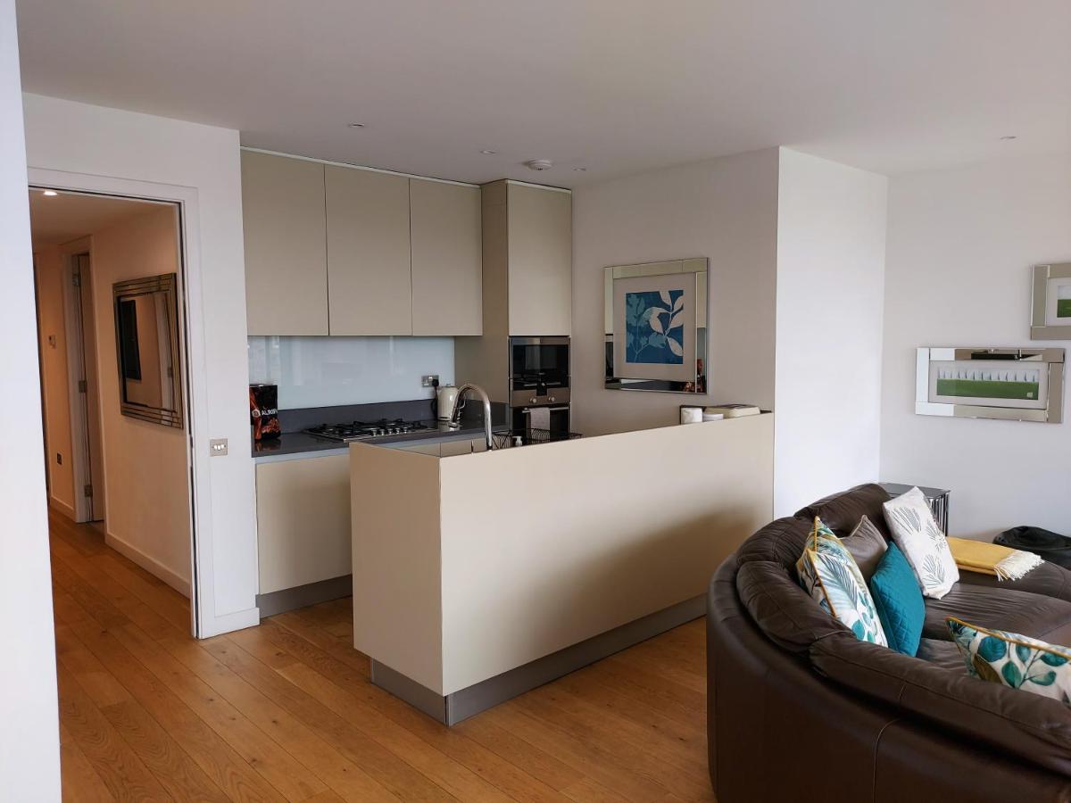 Quartermile Luxury Landing Apartment Edinburgh Bagian luar foto
