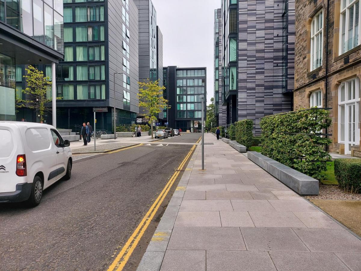 Quartermile Luxury Landing Apartment Edinburgh Bagian luar foto