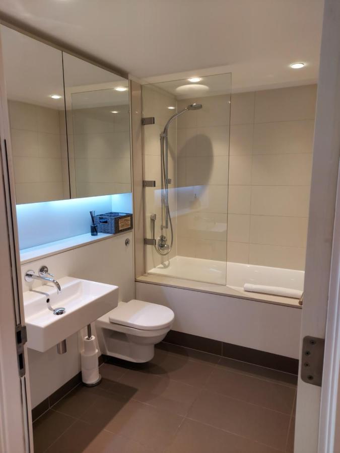 Quartermile Luxury Landing Apartment Edinburgh Bagian luar foto