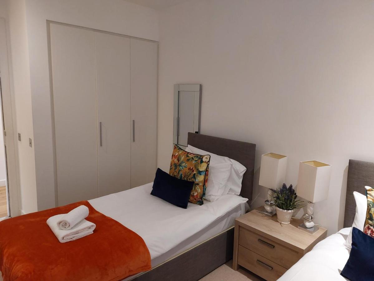 Quartermile Luxury Landing Apartment Edinburgh Bagian luar foto