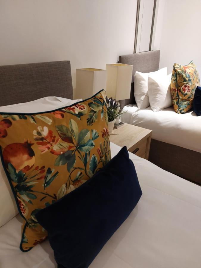 Quartermile Luxury Landing Apartment Edinburgh Bagian luar foto